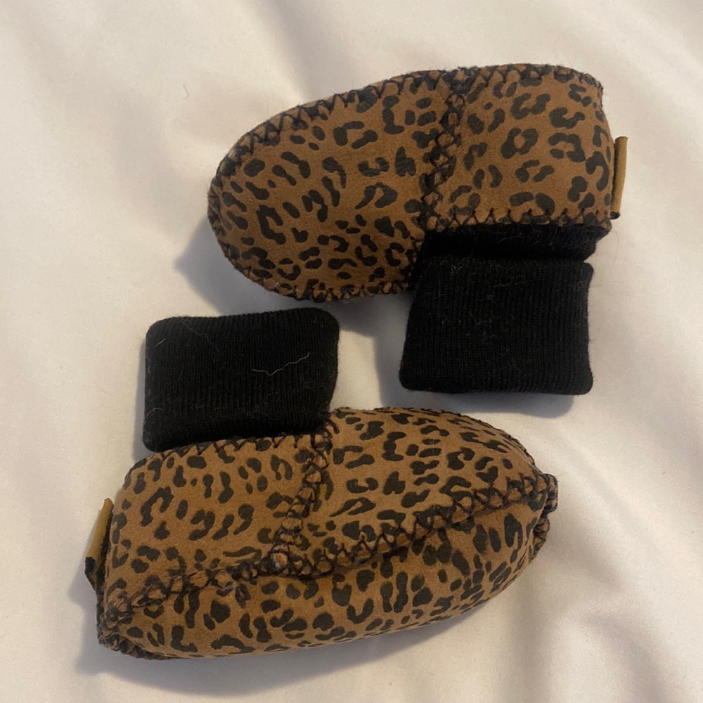 NWT KIP&CO BABY BOOTIES